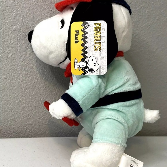 New in Hand Pickleball Snoopy Summer 2024 Peanuts 11” Plush As Seen on TikTok - Picture 8 of 10